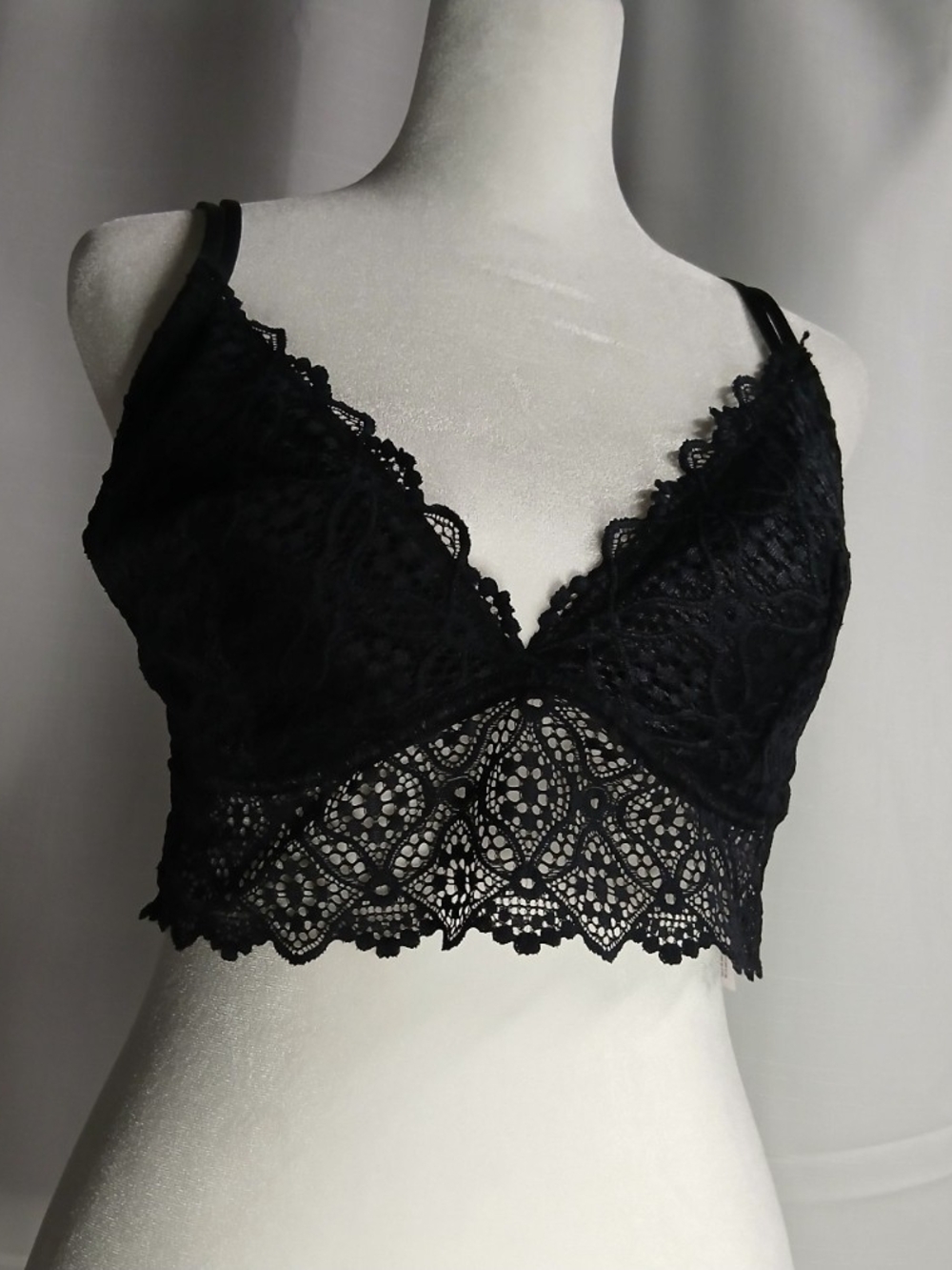 Auden Black Lace Wireless Bralette Sheer Stretch Spaghetti Straps Size XL